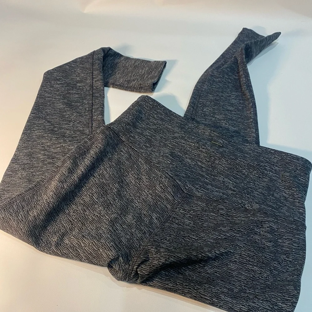 Mondetta Charcoal Heather Leggings- womens size small - Picture 3 of 6